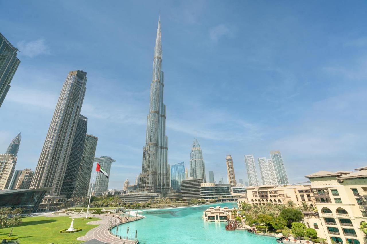 King 2 Bedroom With Burj Khalifa & Fountain View
